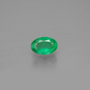 Esmeralda verde natural de 0,39 ct, corte óvalo, SI
