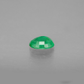 Esmeralda verde natural de 0,39 ct, corte óvalo, SI