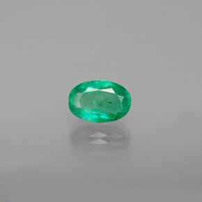 Esmeralda verde natural de 0,47 ct, corte óvalo, SI