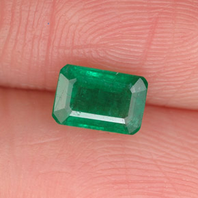 Esmeralda verde natural de 0,68 ct, corte esmeralda, SI-I1