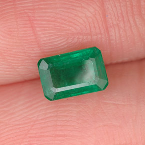 Esmeralda verde natural de 0,68 ct, corte esmeralda, SI-I1
