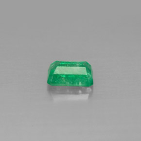 Esmeralda verde natural de 0,65 ct, corte esmeralda, SI-I1