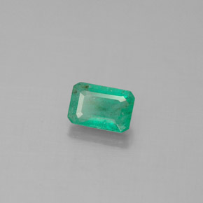 Esmeralda Verde natural de 0.64 ct, corte esmeralda, SI-I1