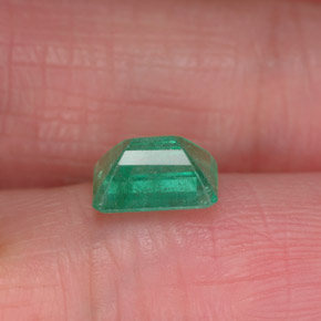 Esmeralda verde natural de 0,95 ct, corte esmeralda, SI
