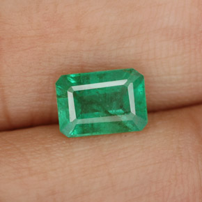 Esmeralda verde natural de 0,94 ct, corte esmeralda, SI