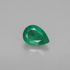 Esmeralda Verde natural de 0.63 ct, En forma de pera, VS-SI