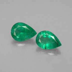 Gemas de esmeralda verde natural de  ct, en forma de pera, VS-SI
