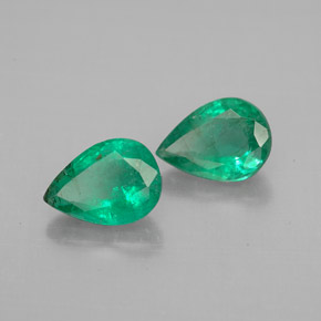 Gemas de esmeralda verde natural de  ct, en forma de pera, VS-SI