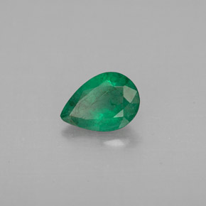Esmeralda verde natural de 0,55 ct, en forma de pera, VS-SI