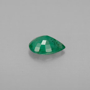 Esmeralda verde natural de 0,55 ct, en forma de pera, VS-SI