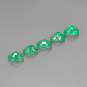 Gemas de esmeralda verde natural de  ct, corte óvalo, VS-SI
