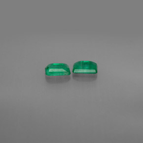 Gemas de esmeralda verde natural de  ct, corte esmeralda, SI