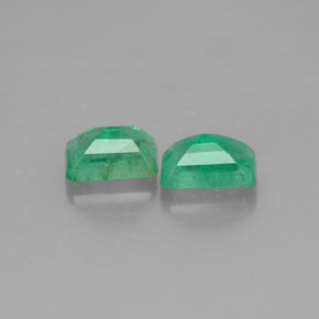Gemas de esmeralda verde natural de  ct, corte esmeralda, SI