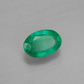 Esmeralda verde natural de 0,46 ct, corte óvalo, SI