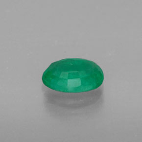 Esmeralda verde natural de 0,46 ct, corte óvalo, SI