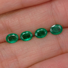 Gemas de esmeralda verde natural de  ct, corte óvalo, VS-SI