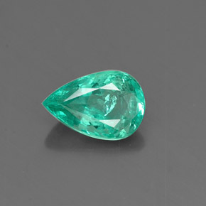 Esmeralda verde natural de 0,86 ct, en forma de pera, SI-I1
