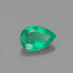 Esmeralda verde natural de 0,34 ct, en forma de pera, SI-I1