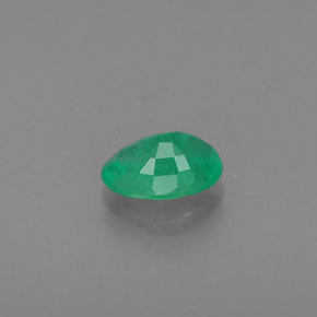 Esmeralda verde natural de 0,41 ct, corte óvalo, SI
