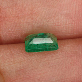 Esmeralda verde natural de 0,88 ct, corte esmeralda, I1