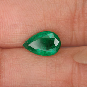 Esmeralda verde natural de 0,98 ct, en forma de pera, VS-SI