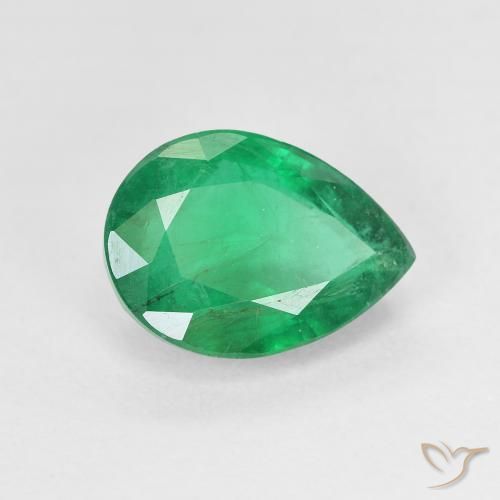 Esmeralda Verde medio natural de 2.53 ct, En forma de pera, SI-I1