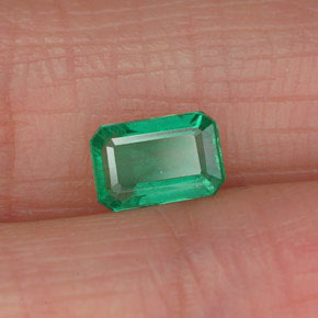 Esmeralda verde natural de 0,56 ct, corte esmeralda, SI-I1