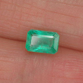 Esmeralda verde natural de 0,58 ct, corte esmeralda, SI-I1