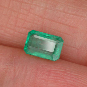 Esmeralda verde natural de 0,72 ct, corte esmeralda, SI-I1