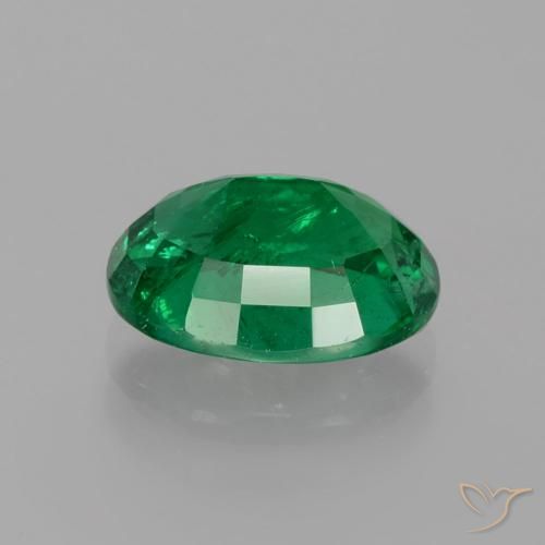 Esmeralda Verde oscuro natural de 2.47 ct, Ovalada, SI