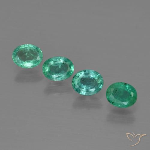 Gemas de Esmeralda Verde azulado natural de 1.07 ct, Ovalada, SI