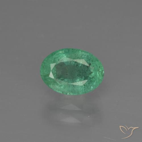 Esmeralda Verde medio natural de 0.95 ct, Ovalada, SI