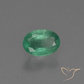 Esmeralda Verde medio natural de 0.72 ct, Ovalada, SI