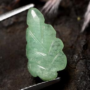 Esmeralda Verde natural de 2.06 ct, Corte Flor, Translúcido