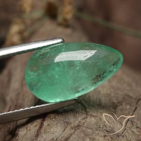 Esmeralda Verde claro natural de 6.23 ct, En forma de pera, Translúcido