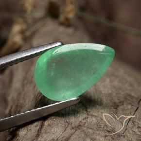 Esmeralda Verde pistacho natural de 4.31 ct, En forma de pera, Translúcido