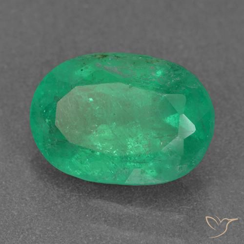 Esmeralda Verde medio natural de 2.07 ct, Ovalada, VS-SI