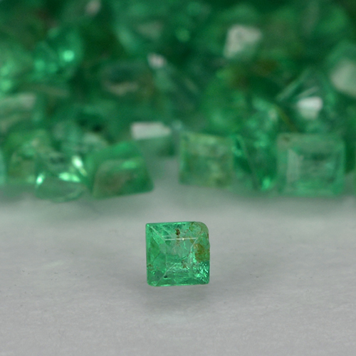 Gemas de esmeralda verde natural de 2,06 ct, cuadrado, SI