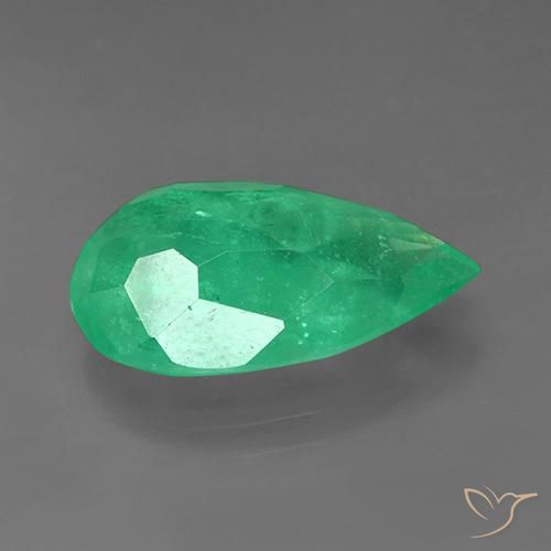 Esmeralda Verde claro natural de 7.46 ct, En forma de pera, SI