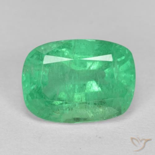 2.17ct Natural Verde claro Esmeralda, Forma Cojín, I1