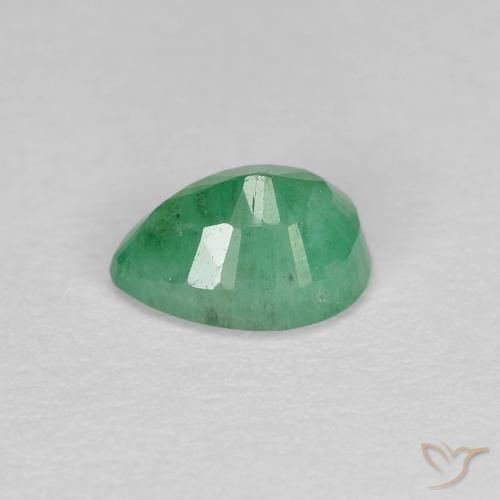 Esmeralda Verde pistacho natural de 0.51 ct, En forma de pera, SI-I1