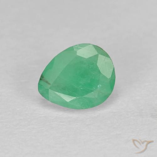 Esmeralda verde natural de 0,47 ct, en forma de pera, SI-I1