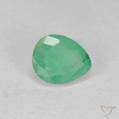 Esmeralda verde natural de 0,47 ct, en forma de pera, SI-I1