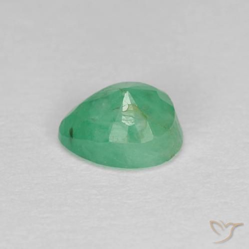 Esmeralda verde natural de 0,47 ct, en forma de pera, SI-I1