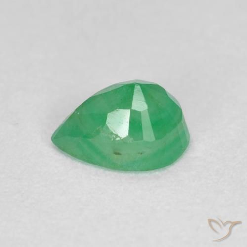 Esmeralda Verde claro natural de 0.47 ct, En forma de pera, SI-I1