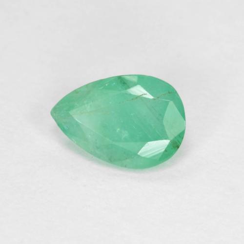 Esmeralda verde natural de 0,56 ct, en forma de pera, SI-I1