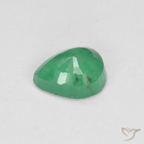 Esmeralda Verde medio natural de 0.41 ct, En forma de pera, SI