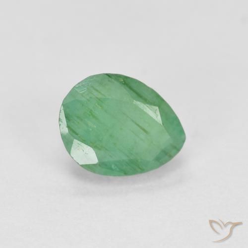 Esmeralda Verde helecho natural de 0.47 ct, En forma de pera, SI