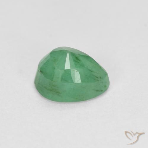 Esmeralda Verde helecho natural de 0.47 ct, En forma de pera, SI