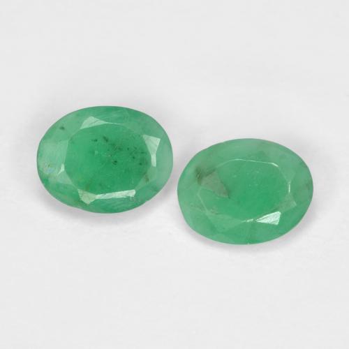 Gemas de Esmeralda Verde medio natural de 0.54 ct, Corte Óvalo, VS-SI
